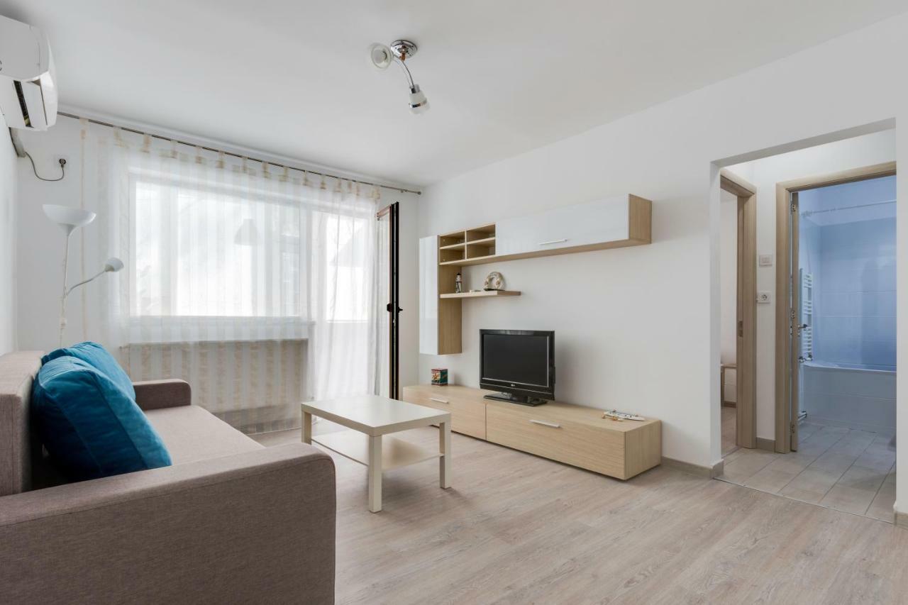 Summer Fun Apartment Constanta Exterior photo
