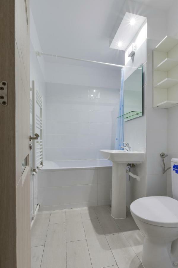 Summer Fun Apartment Constanta Exterior photo
